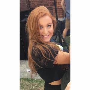 Meet your Posher, Olivia